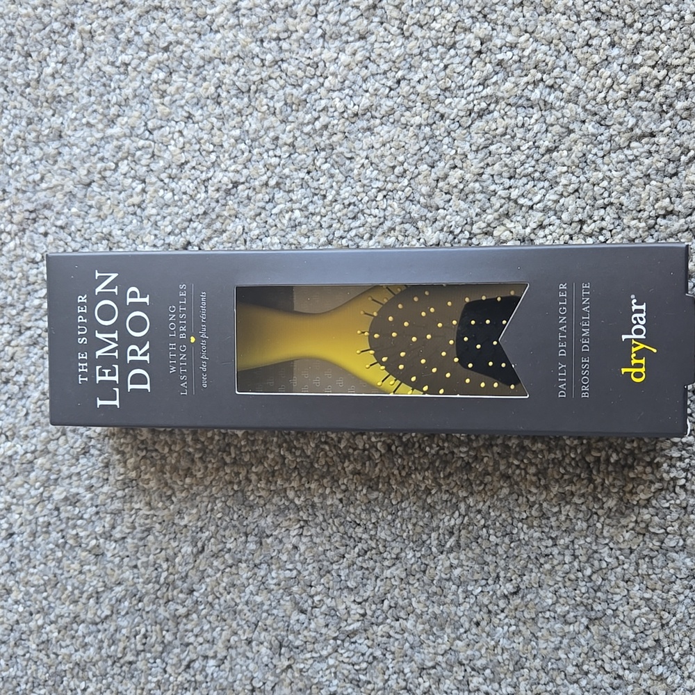 DRYBAR brush